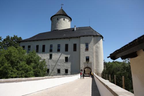 Sraz rodáků a přátel obce Předhradí 2025